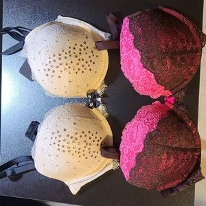 Multiple Victoria's Secret Bras